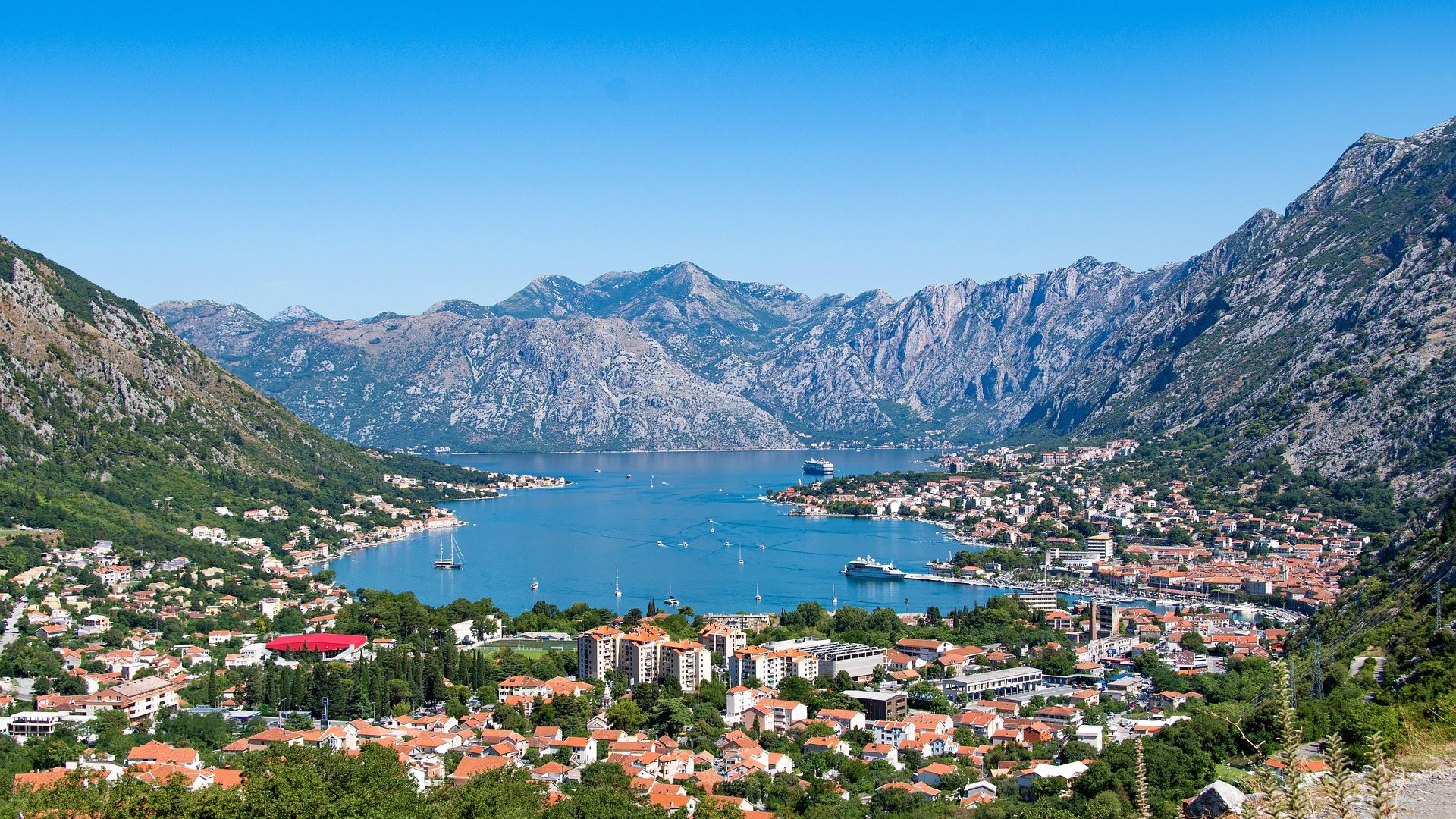 Foto de la bahía de Kotor en Montenegro
